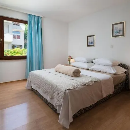 With Parking Space Stanici, - 2819 Apartment Omiš