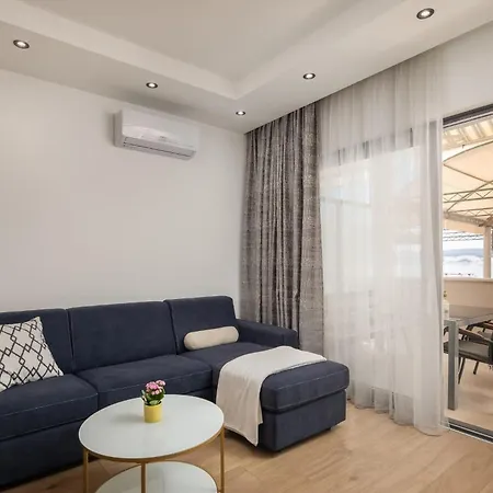 Apartment With Parking Space Stanici, - 2819