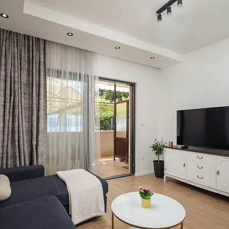 Apartment With Parking Space Stanici, - 2819 *